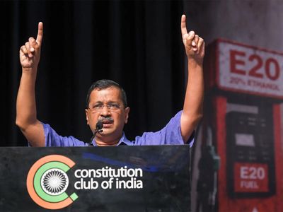 Arvind Kejriwal's march to PM's residence over E20 blocked by Delhi police