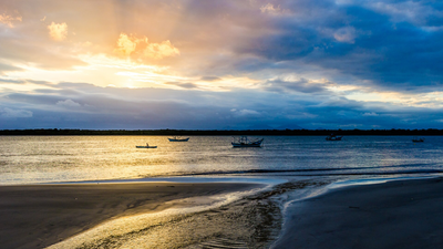 A Brazilian village of 2,000 residents has no cars, sandy streets, and can only be reached by boat