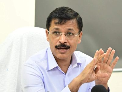 Tukaram Mundhe reveals how caustic soda & shampoo are used to make synthetic milk and how the racket works