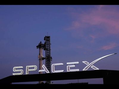SpaceX's satellite ambitions squeeze out rivals reliant on its rockets