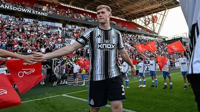 Five Alternative Left Backs Man Utd Could Target After Lewis Hall ‘Setback’