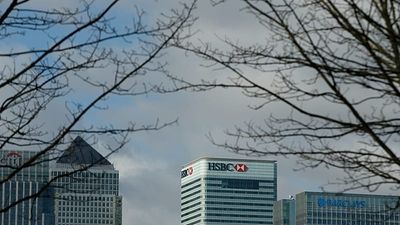 HSBC profit jumps as bank unveils major share buyback plan