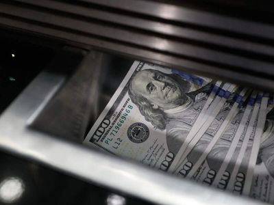 Indian banks' new hunt for diaspora dollars pumps up loans markets