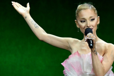 'I See a Ring for Her': Psychic Predicts Ariana Grande Engagement After Stepping Away From Fame
