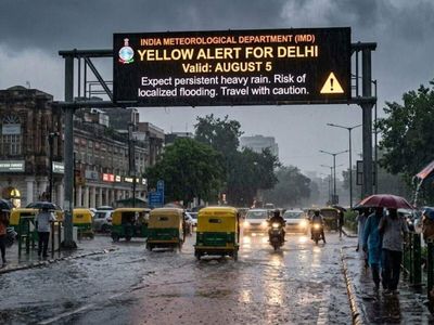 Delhi weather tomorrow August 5: IMD issues yellow alert, moderate rain likely