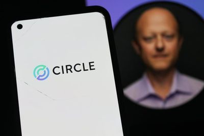 Circle Margins Shrink, But JPMorgan Still Expects the Stock To Double