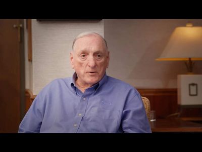 He worked 100-hour weeks to rescue a bankrupt North Carolina boat company. Decades later, it drew $400 million-plus offers, but at 83, he did something unexpected