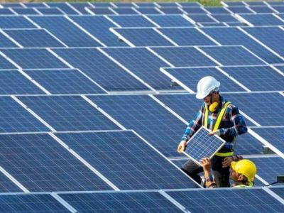 US weighs polysilicon price floor, tariffs to counter China in solar and chips