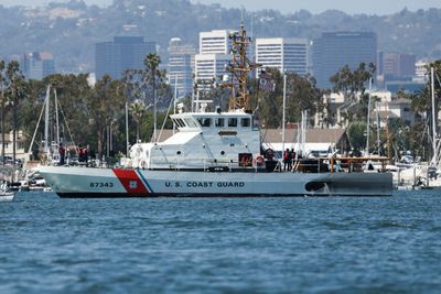 Man Dies After Coast Guard Pulls 21 Migrants From Boat Near San Clemente Island
