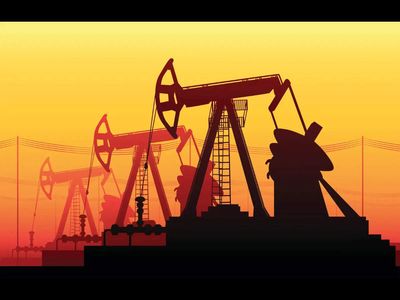 Oil steadies after two-day slump as investors eye Hormuz traffic