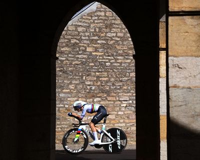 Tour de France Femmes: Reusser aces stage four time trial to snatch yellow jersey