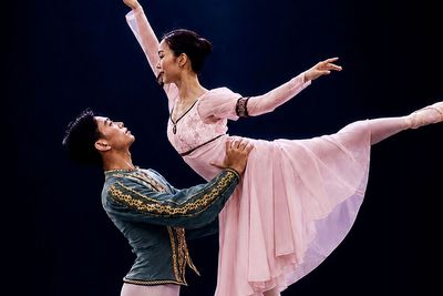 An evening shaped by grace, drama, romance and remembrance