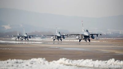 Eight South Korean students held over US military base break-in attempt