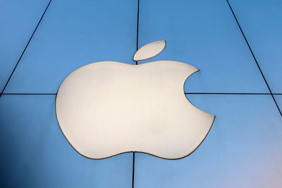 Apple's In-Person iPhone Launch Is Back? US Retail Staff Can Enter Event Lottery