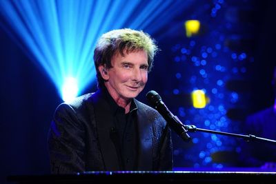 Barry Manilow cancels concert just hours before showtime due to ‘unforseen circumstances’