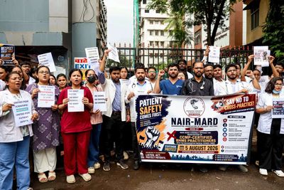 Services hit as Maharashtra resident doctors begin strike over registration of homoeopaths