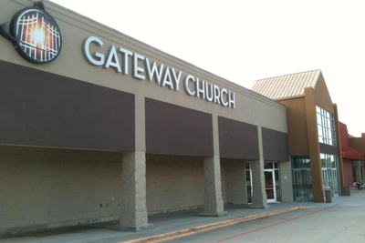 Ex-Gateway Pastor Claims 'Not One Dollar Was Misdirected' as Former Members Appeal Tithe Lawsuit