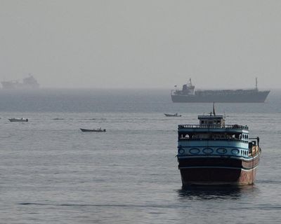 Iran and Oman agree on coordinates of route through strait of Hormuz, says Iranian foreign ministry – as it happened