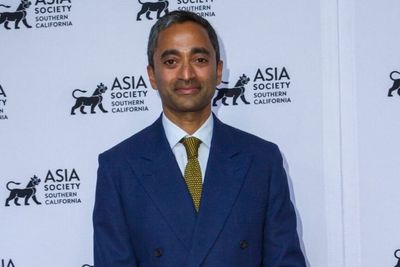 Chamath Palihapitiya Says AI Agents Will Undermine 'Bottoms Up' Software Strategy Amid 'IP/Alpha Leakage' Concerns