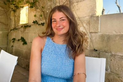 Jamie Oliver’s oldest daughter Poppy announces engagement to long-term boyfriend