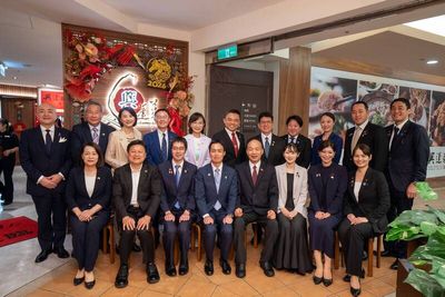 款宴日本自民黨青年局海外研修團 韓國瑜關切熊本震災