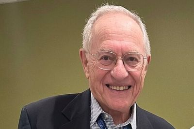 Trump Welcomes Epstein Lawyer Alan Dershowitz Into Republican Party, Promotes His New Book
