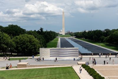 Preservation group seeks Reflecting Pool access amid evidence dispute