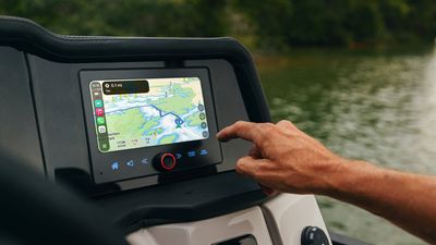 Apple CarPlay becomes Apple BoatPlay too – taking to the waterways with navigation and apps