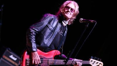 Glenn Hughes announces retirement from touring due to health issues: “I really have no option”
