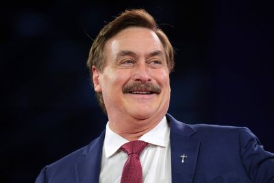 Mike Lindell quits MyPillow so he can focus on his run for Minnesota governor