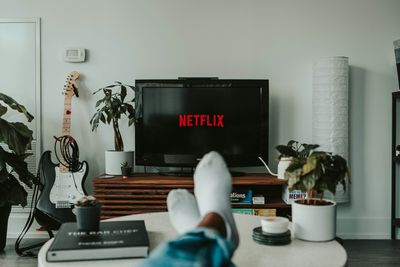 New Research Raises Questions About Whether Binge-Watching Could Affect Brain Health Over Time