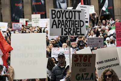 Antisemitic Attacks in Britain Jump 82% After Golders Green Stabbing and Synagogue Arson Attacks