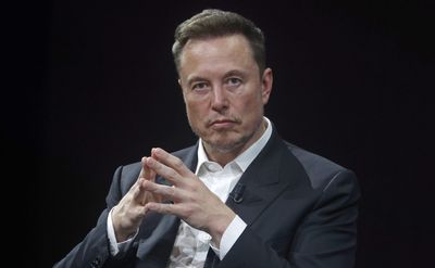 A billion SpaceX shares unlock Thursday. Wall Street isn’t worried: ‘You never bet against Elon’