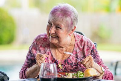 Pilot Trial Links a Shorter Daily Eating Window to Better Scores on Some Cognitive Tests in Older Women