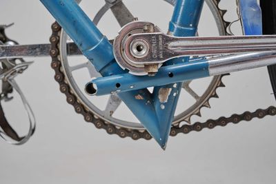 A suspended bottom bracket cradled by the surrounding tubes, this Thanet Superlight demonstrates radical 1950s bike design