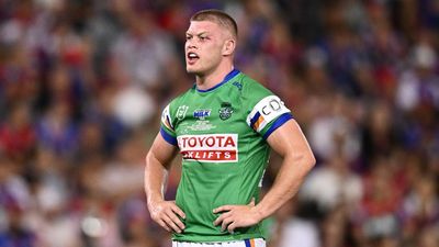 Bears' English raid continues, sign Canberra forward