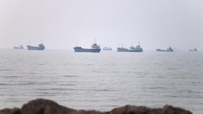 Iran says Hormuz deal with Oman in final stage as Trump signals breakthrough