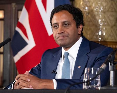 Accounts show Green party may be close to overtaking Labour’s membership figures – as it happened