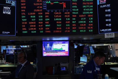 The Wall Street Bonus Boom Is Back. Some Bankers Could See Them Jump Up To 30%