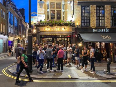 No10 slams plans to clamp down on drinkers standing at Soho and West End pubs as licensing row explodes