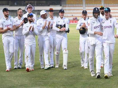 England recall Lawrence, Carse, Pope, Cook for Pakistan tests with Bethell ruled out