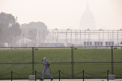 Washington Air Quality Alert Covers Seven Counties as a Heat Advisory Compounds the Risk