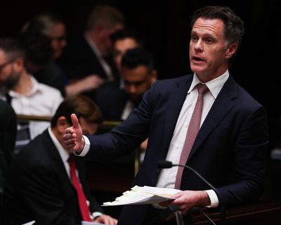 Minns said he wouldn’t ‘gloat’ about Icac hearings into the Liberals. Instead, he’s quietly taking out the trash