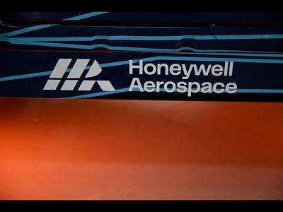 Honeywell Aerospace shares plunge 26% as supply woes trigger forecast cuts