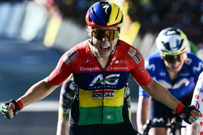 Tour de France Femmes: Reusser stays ahead as Le Court savours stage win