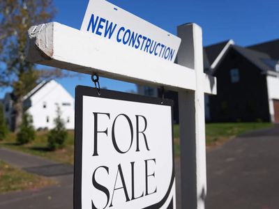 Mortgage rates hit highest level in over a year. Here's what it means for homebuyers in the US