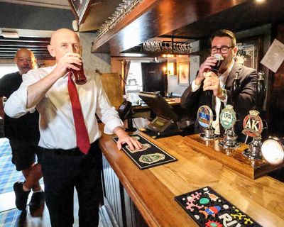 ‘It is British life’: No 10 vows to stop councils trying to limit standing in pubs