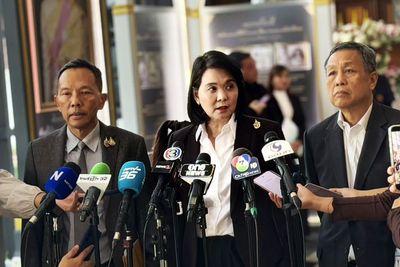 Telecom agency deadlock deepens