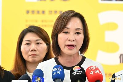 曾轟陳時中擋慈濟買疫苗 邱議瑩：「這兩柯」欠一個道歉
