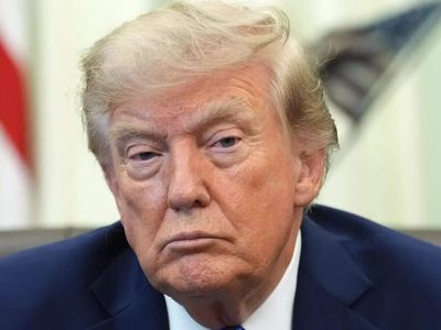 Trump's Iran dilemma: He's stuck in war with no exit in sight